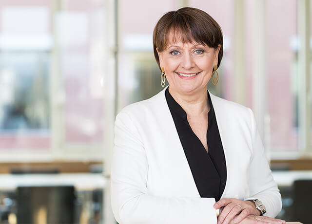 BKS Bank-Vorstandsvorsitzende Herta Stockbauer ist stolz auf die branchenübergreifende Auszeichnung. 