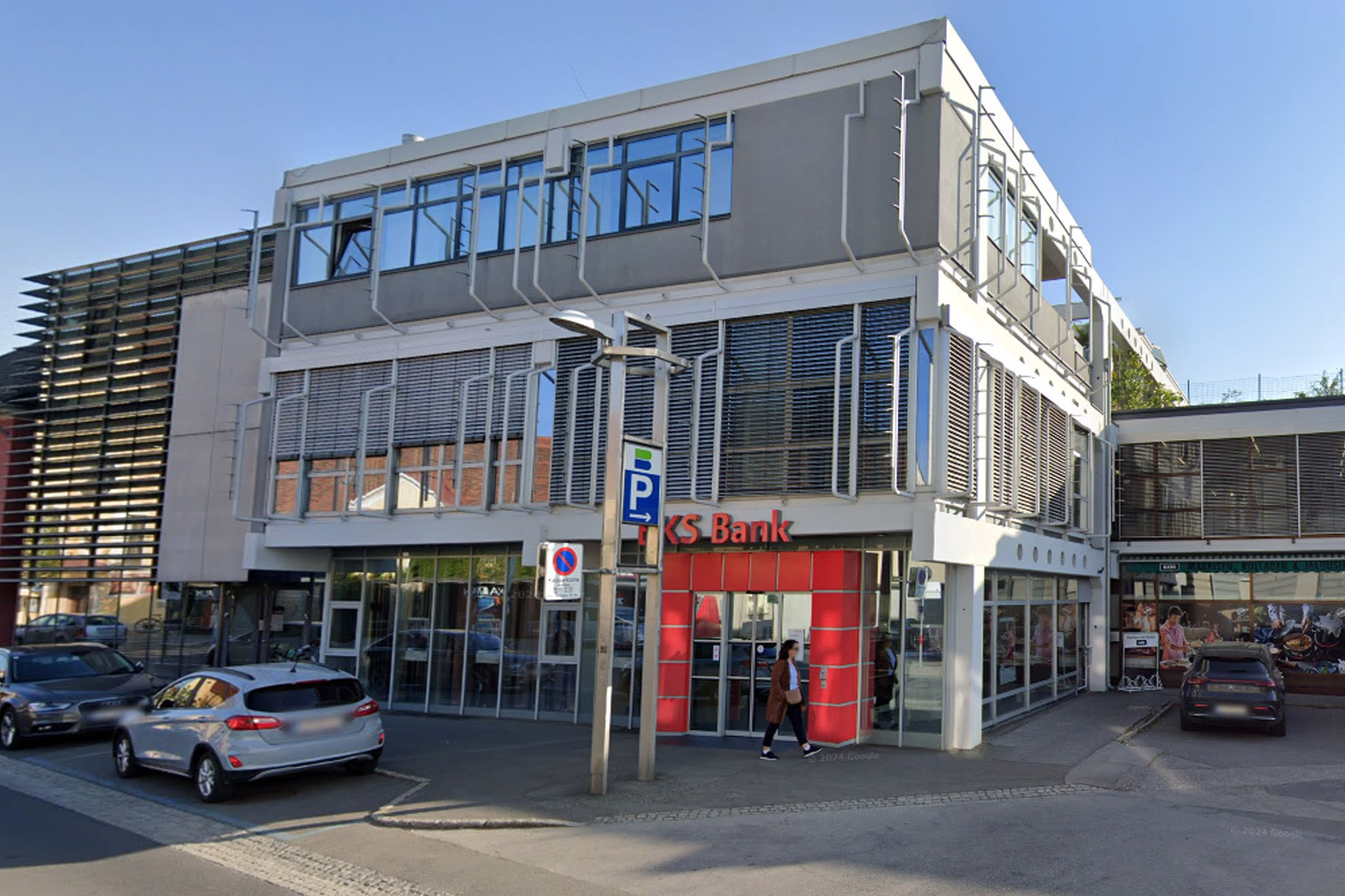 BKS Bank Filiale in Leibnitz – persönliche Beratung, regionale Nähe und individuelle Finanzlösungen. BKS Bank Filiale in Leibnitz – persönliche Beratung, regionale Nähe und individuelle Finanzlösungen.