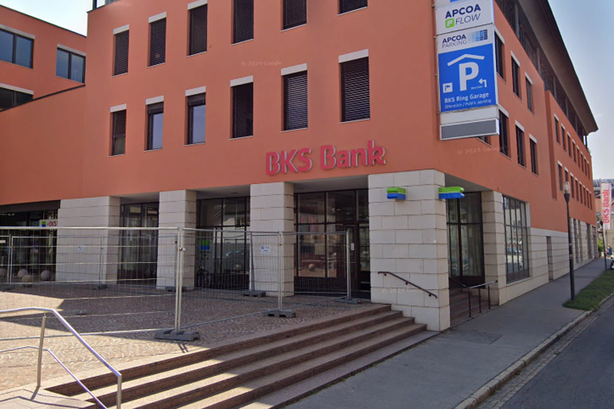 BKS Bank Filiale in Klagenfurt St.Veiter Ring – persönliche Beratung, regionale Nähe und individuelle Finanzlösungen. BKS Bank Filiale in Klagenfurt St.Veiter Ring – persönliche Beratung, regionale Nähe und individuelle Finanzlösungen.